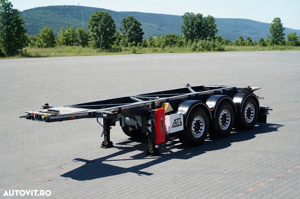 Van Hool / SEMIREMORCĂ CONTAINER / SUB REZERVOR / ADR COMPLET / 3 AXE / AXE SAF / JANTE DIN ALIAJ - 1