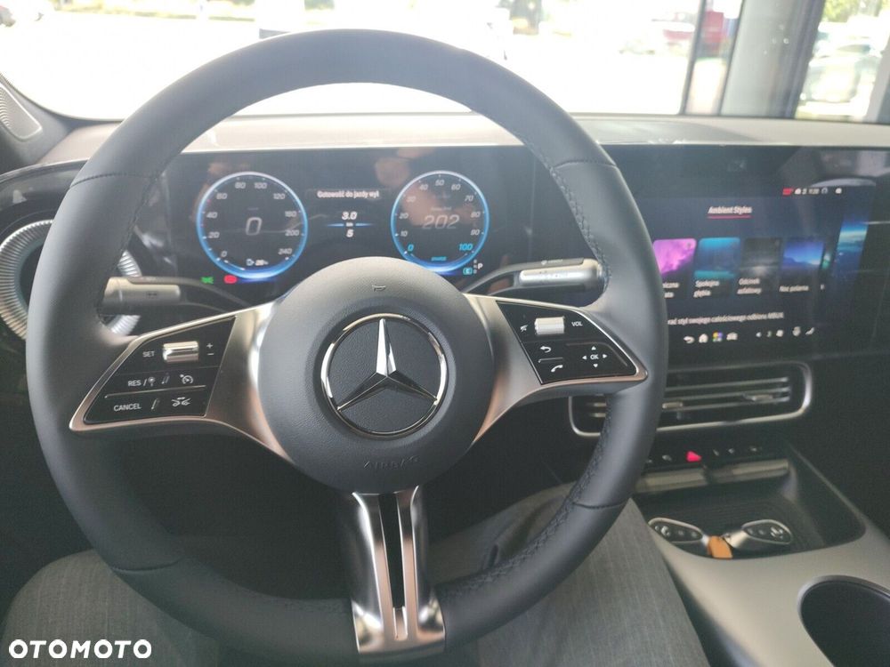 Mercedes-Benz CLA - 10
