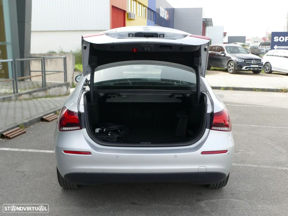 Mercedes-Benz A 250 Limousine e Style Plus - 14