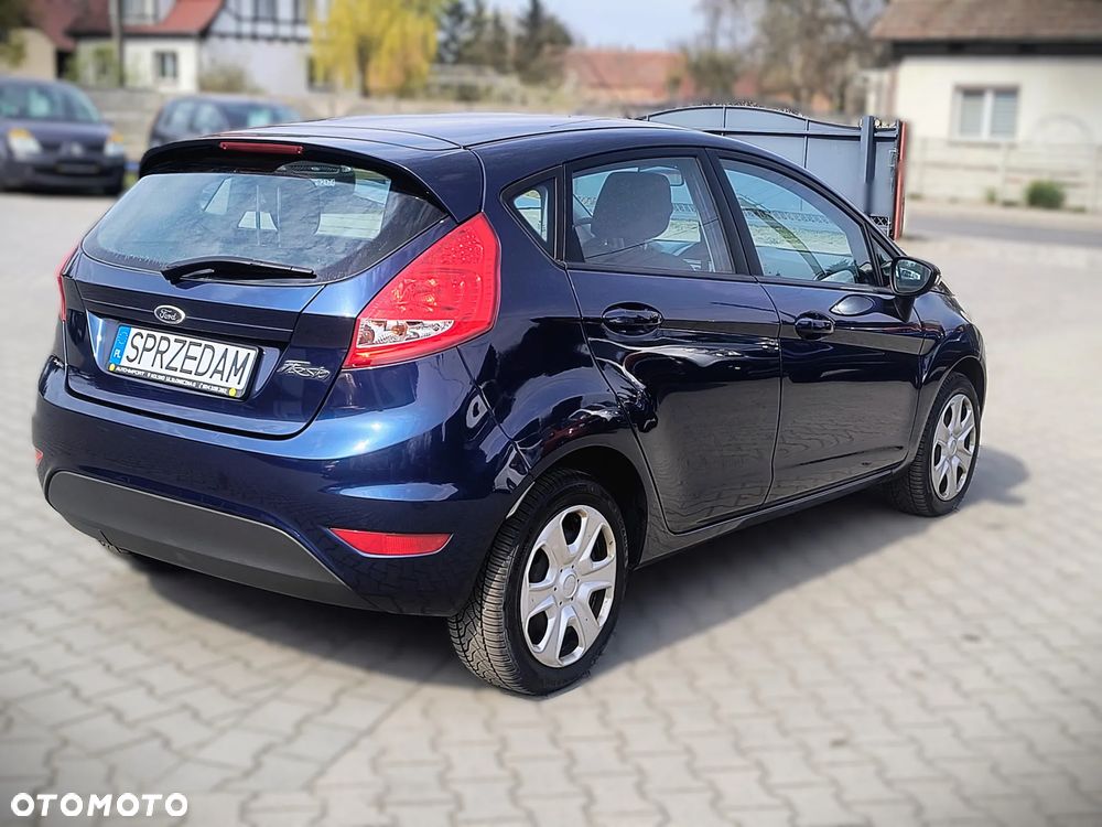 Ford Fiesta 1.25 Ambiente EU5 - 4