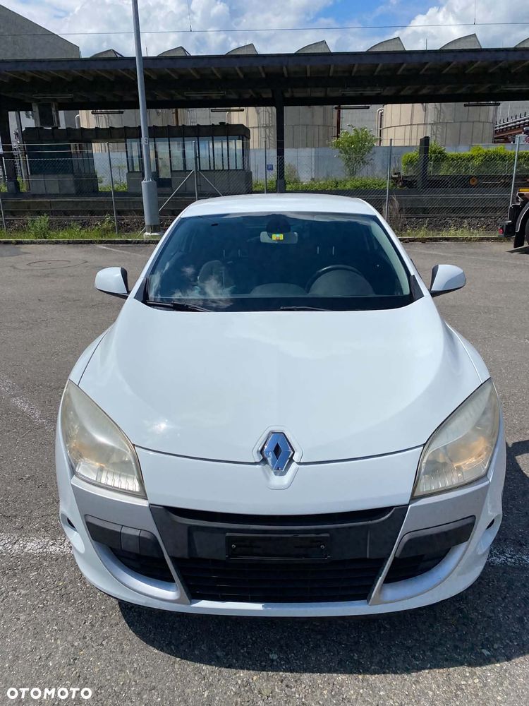 Renault Megane 1.6 16V Dynamique - 3