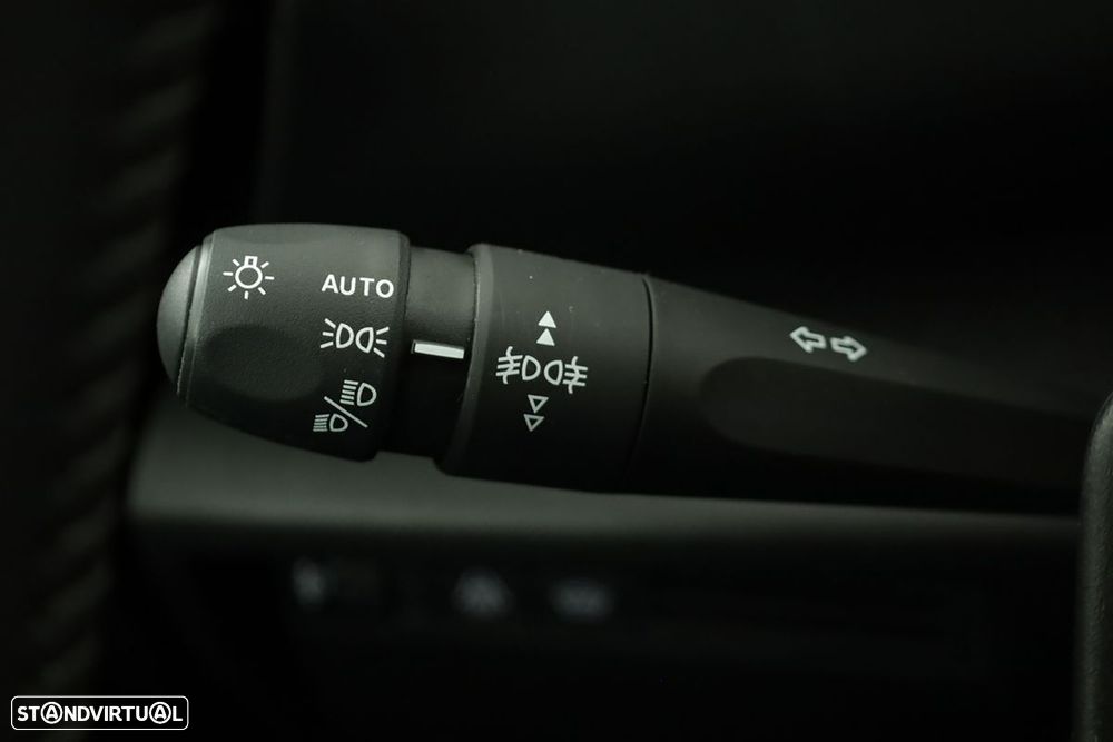 Citroën C4 1.2 PureTech Plus EAT8 - 16