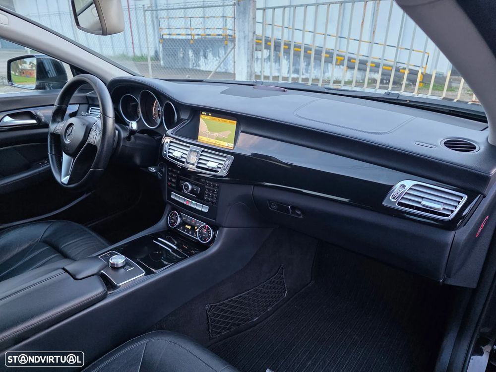 Mercedes-Benz CLS 250 CDI DPF BlueEFFICIENCY 7G-TRONIC - 21