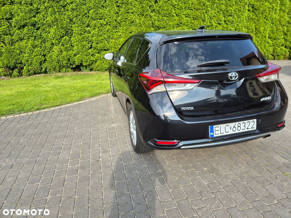 Toyota Auris - 5