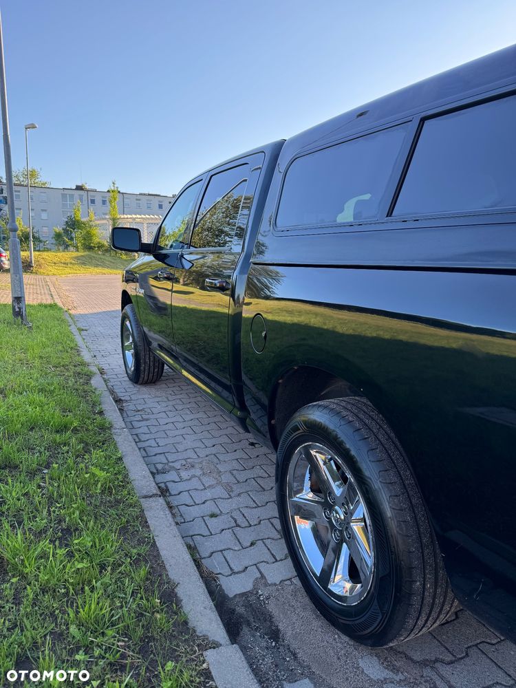 Dodge RAM 5.7 4x4 - 16