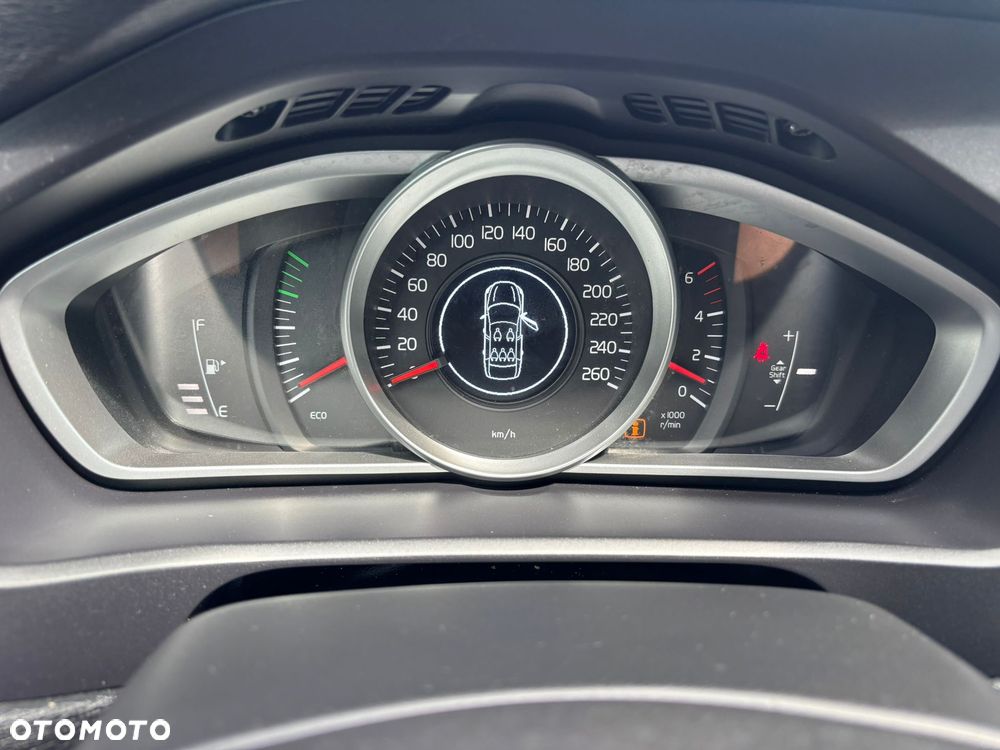 Volvo V40 - 7