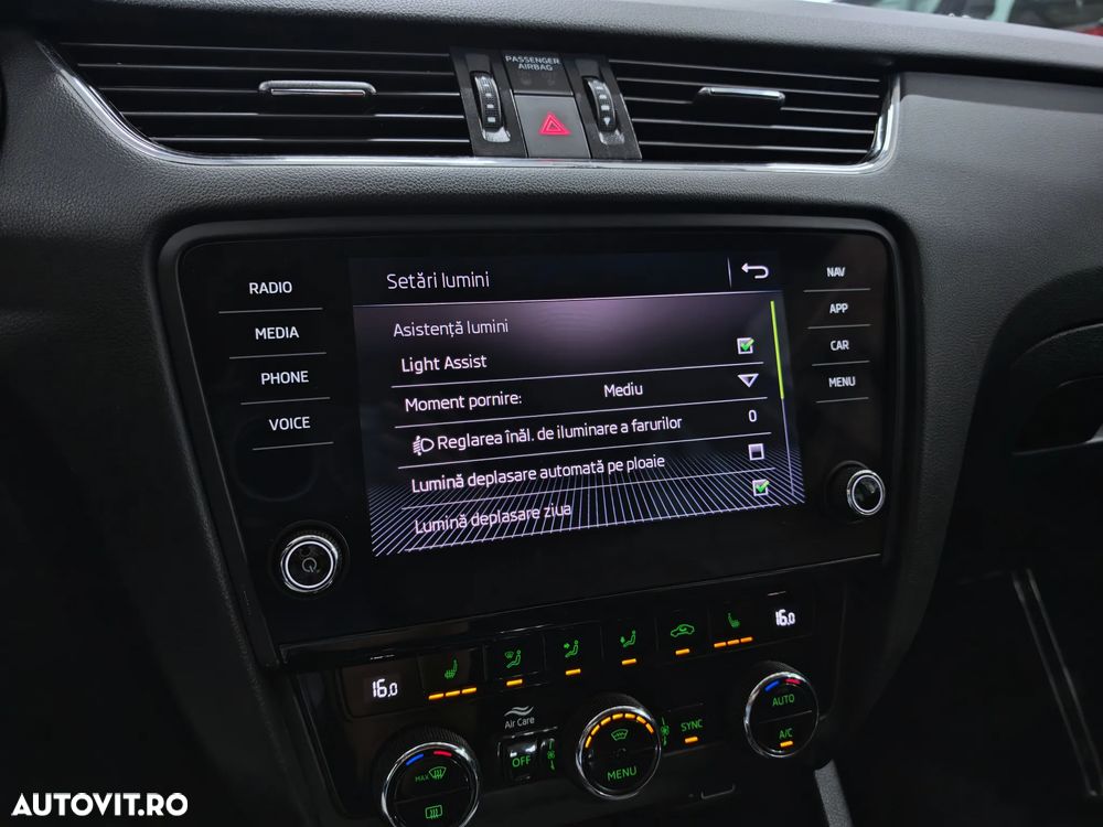 Skoda Octavia 1.6 TDI DSG Ambition - 22