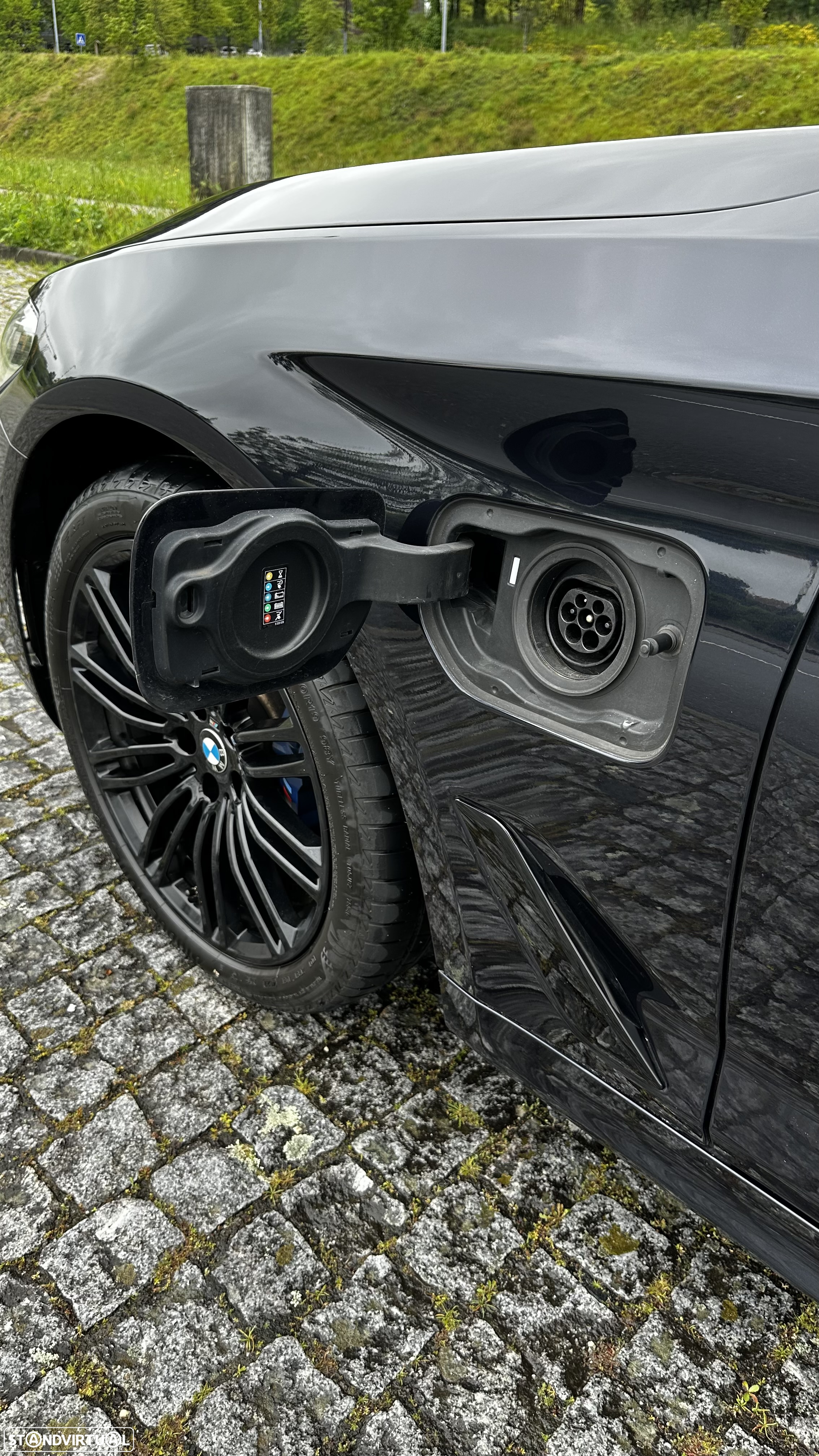 BMW 530 e iPerformance Pack M - 24