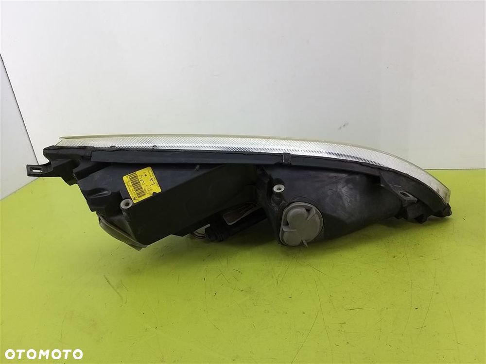 Reflektor lampa przód lewa Mitsubishi Colt Z30 2004-2008 ORYGINAŁ - 2