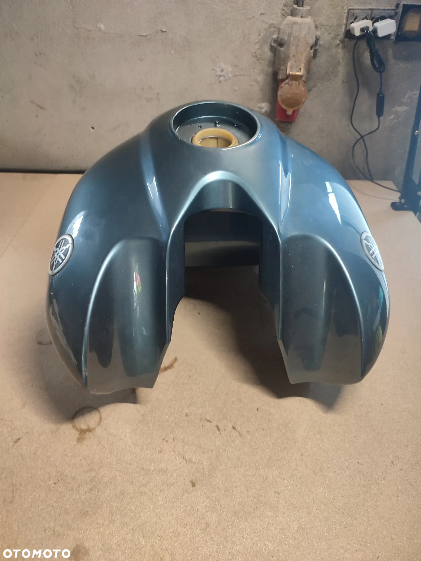 Bak, zbiornik paliwa Yamaha MT03 - 4