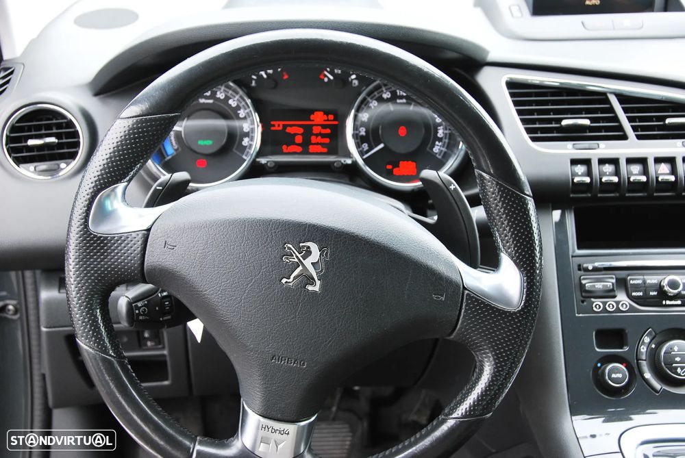 Peugeot 3008 2.0 HDi Hybrid4 - 29