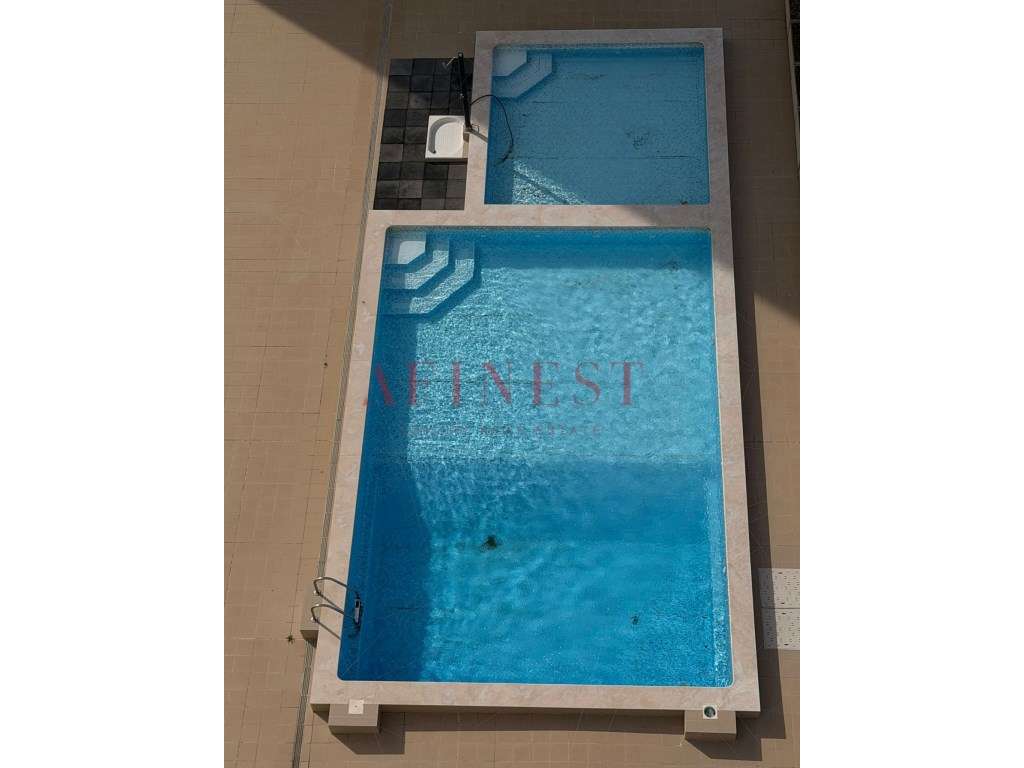 APARTAMENTO T2 NA PRIMEIRA LINHA DE MAR CAPARICA - Grande imagem: 2/13