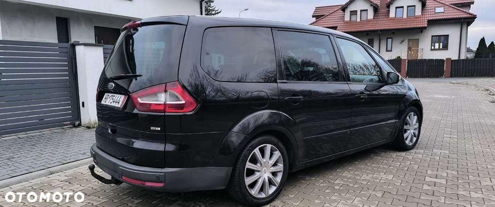 Ford Galaxy - 9