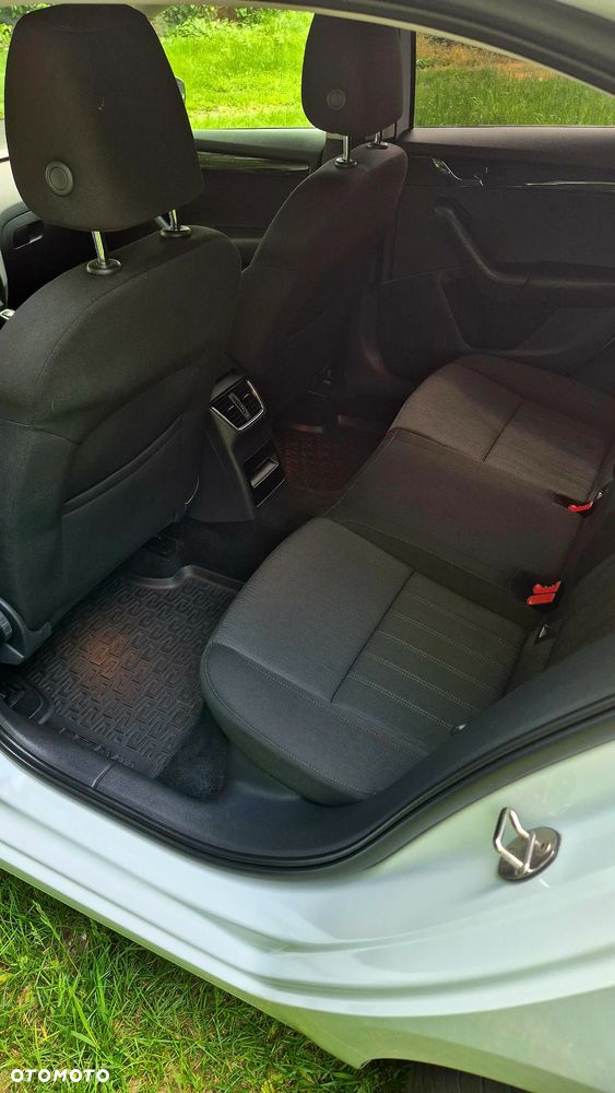 Skoda Octavia 1.5 TSI ACT Style - 19