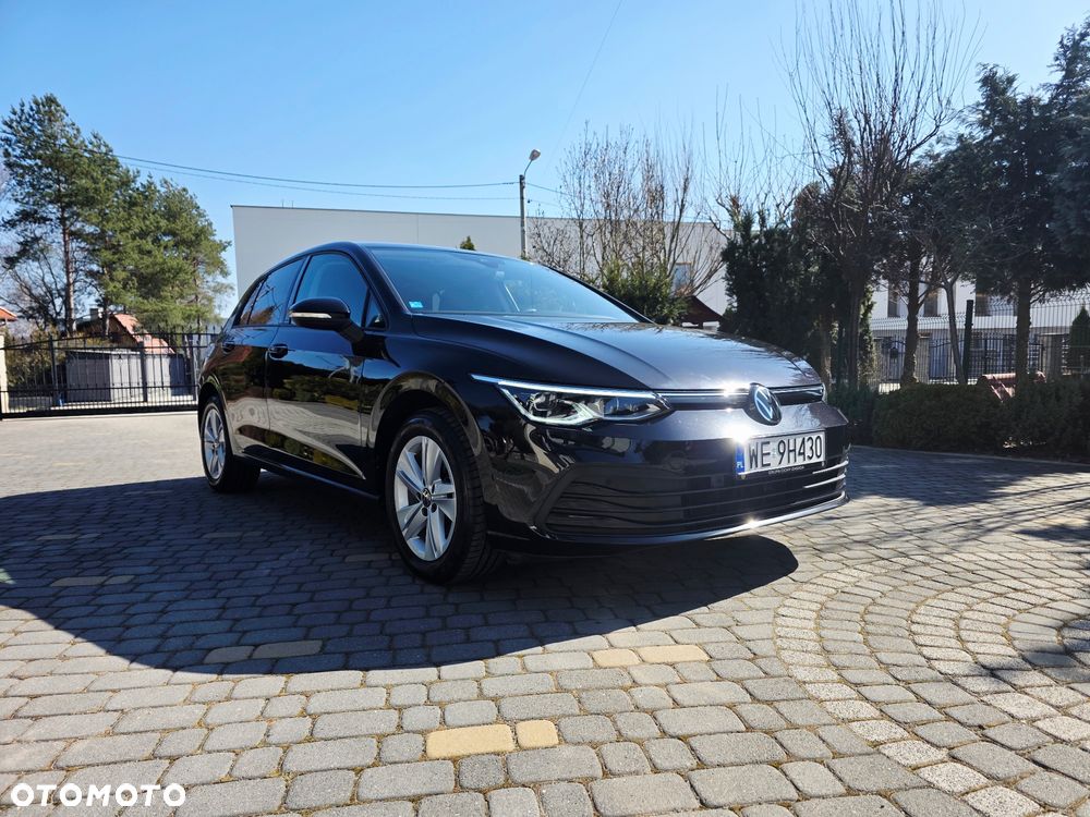 Volkswagen Golf 1.5 eTSI OPF DSG Life - 4