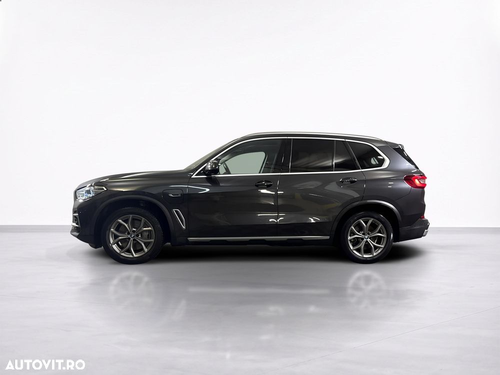 BMW X5 2023 photo 2