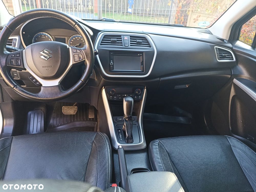 Suzuki SX4 S-Cross 1.6 VVT CVT 4x2 limited - 18