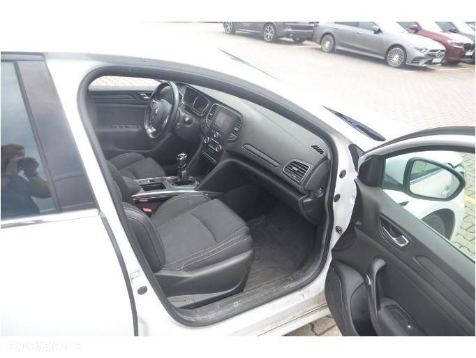 Renault Megane - 24