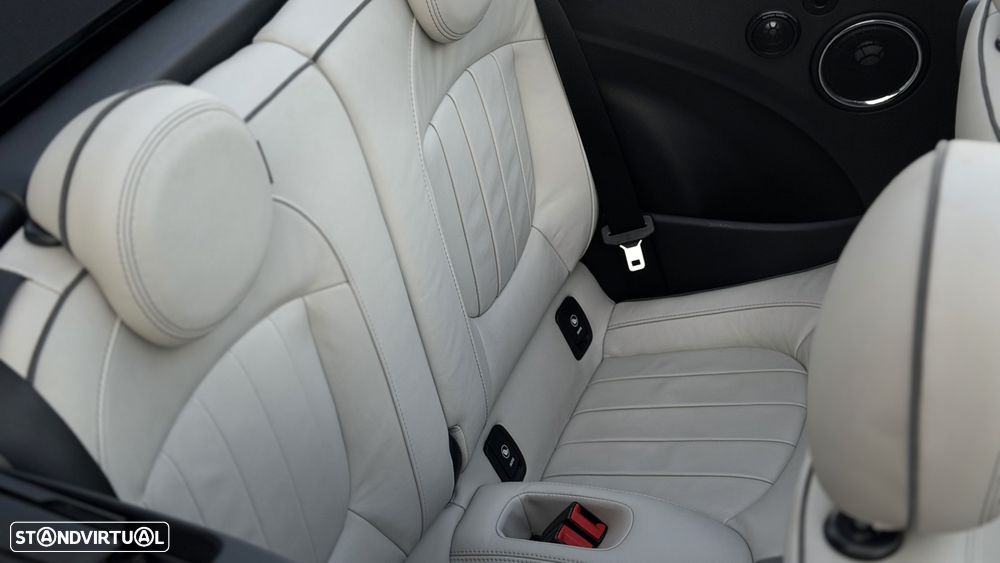 MINI Cabrio John Cooper Works Aut. - 19