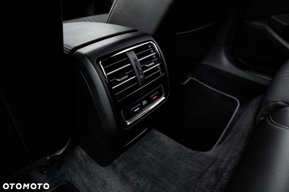 Volkswagen Passat Alltrack 2.0 TDI SCR 4Motion DSG (BMT) - 21