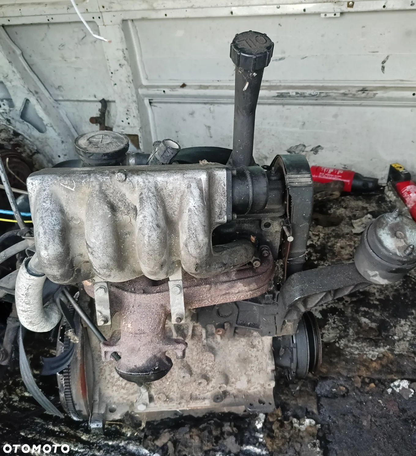 Kompletny silnik VW T4 1.9D Oryginalny filmik - 1