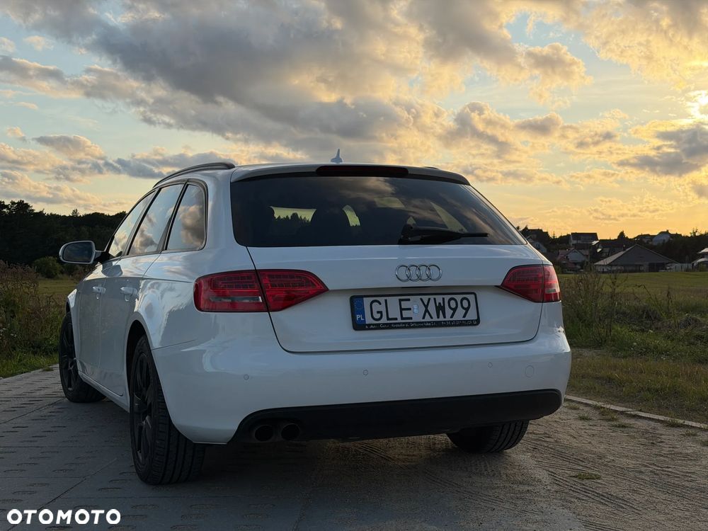 Audi A4 Avant 2.0 TDI Limited Edition Multitr - 2