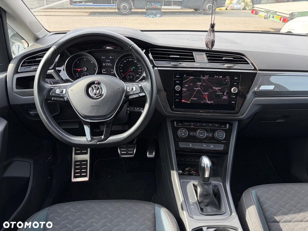 Volkswagen Touran 2.0 TDI SCR DSG IQ.DRIVE - 13