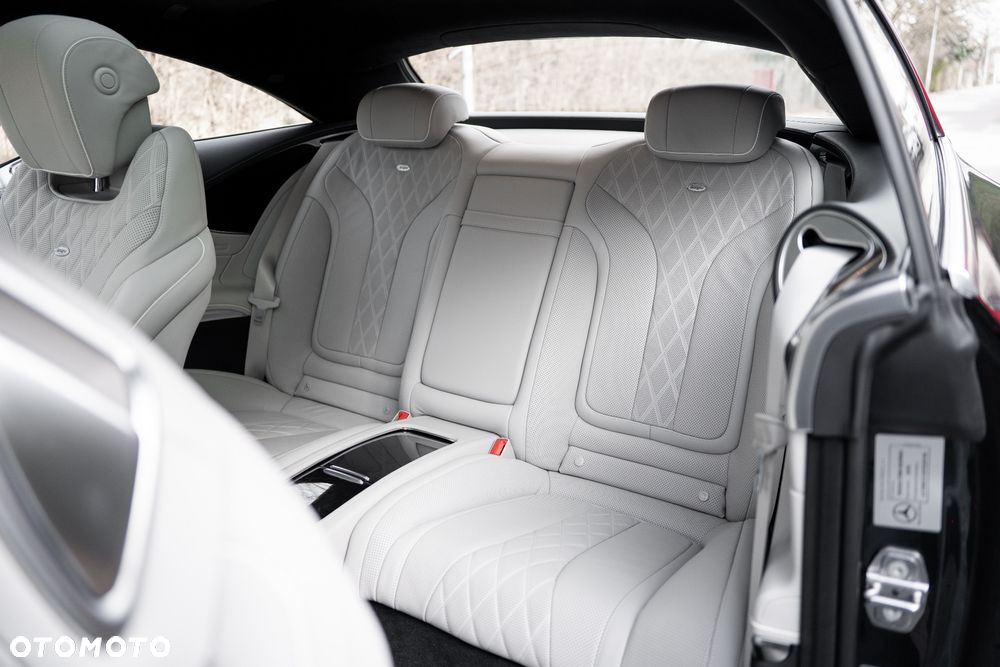 Mercedes-Benz Klasa S 560 4-Matic 9G-TRONIC - 33