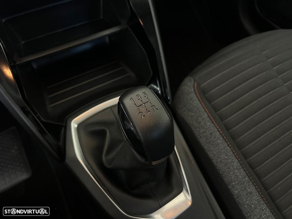Peugeot 208 1.2 PureTech Active - 14
