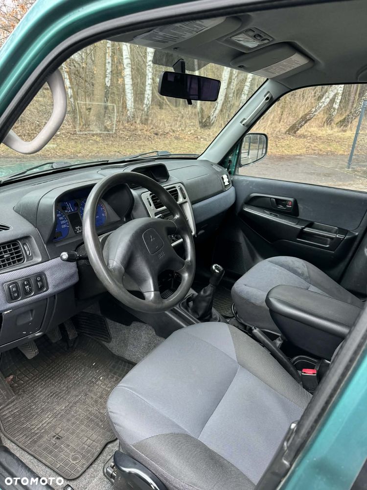 Mitsubishi Pajero Pinin - 4