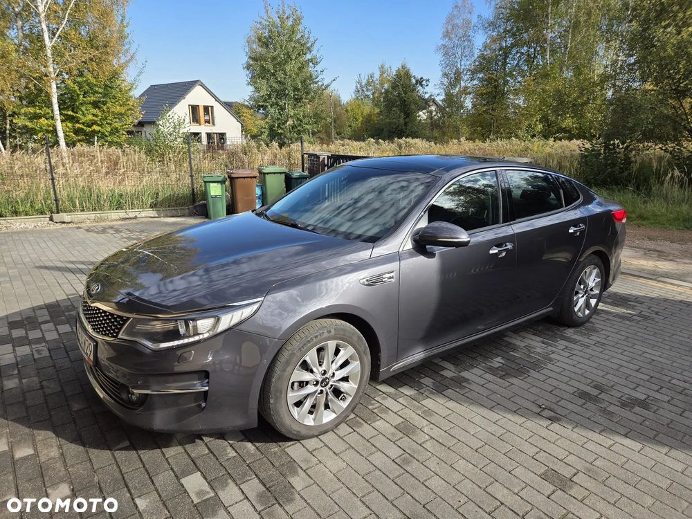 Kia Optima 2016 photo 2