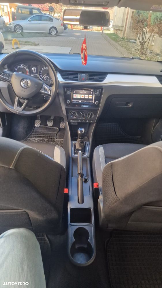 Skoda RAPID 1.0 TSI Ambition - 11