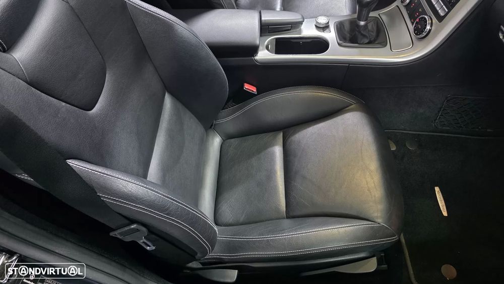 Mercedes-Benz SLK 200 (BlueEFFICIENCY) - 24