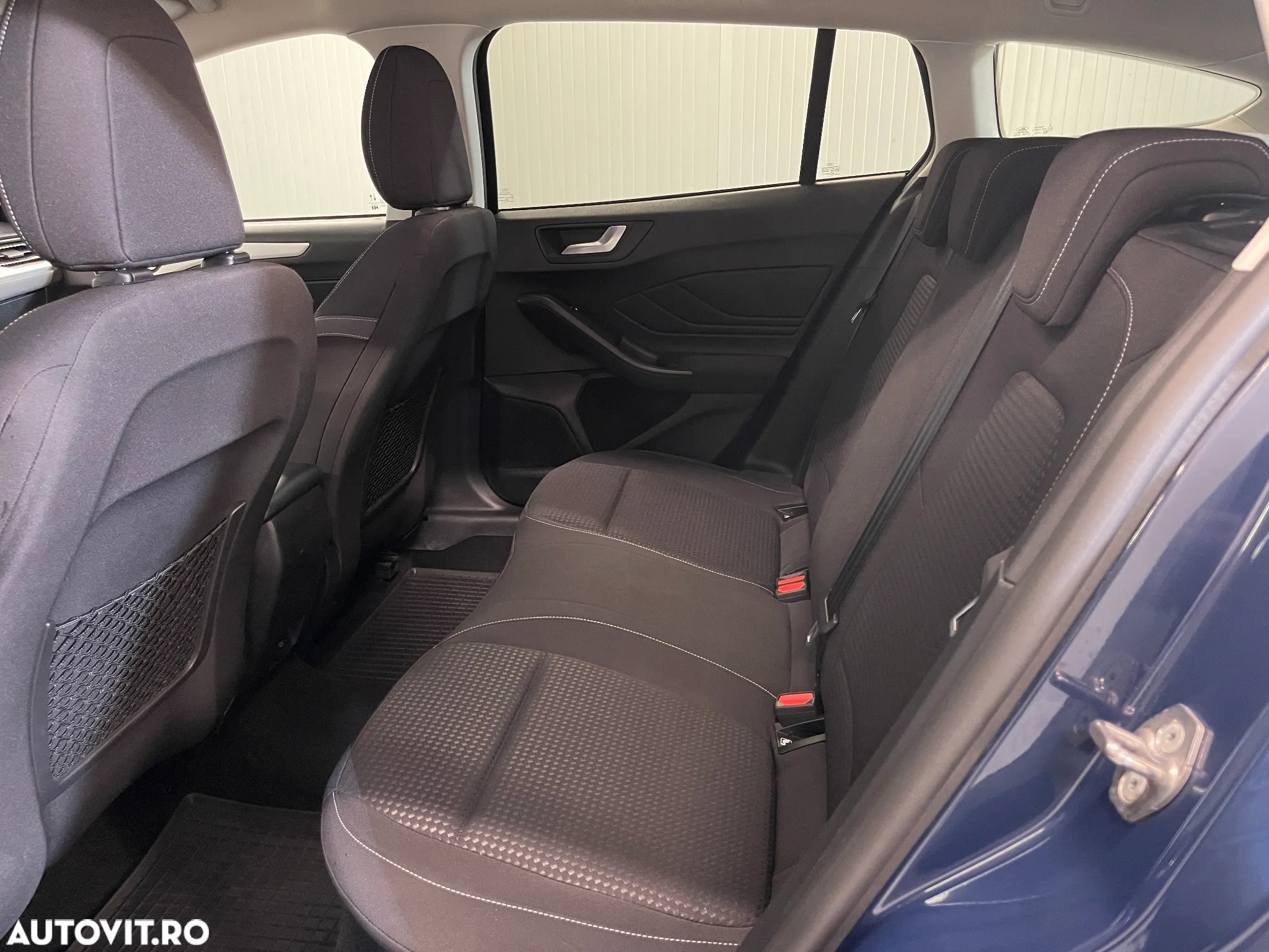 Ford Focus 1.0 EcoBoost MHEV Connected - 11