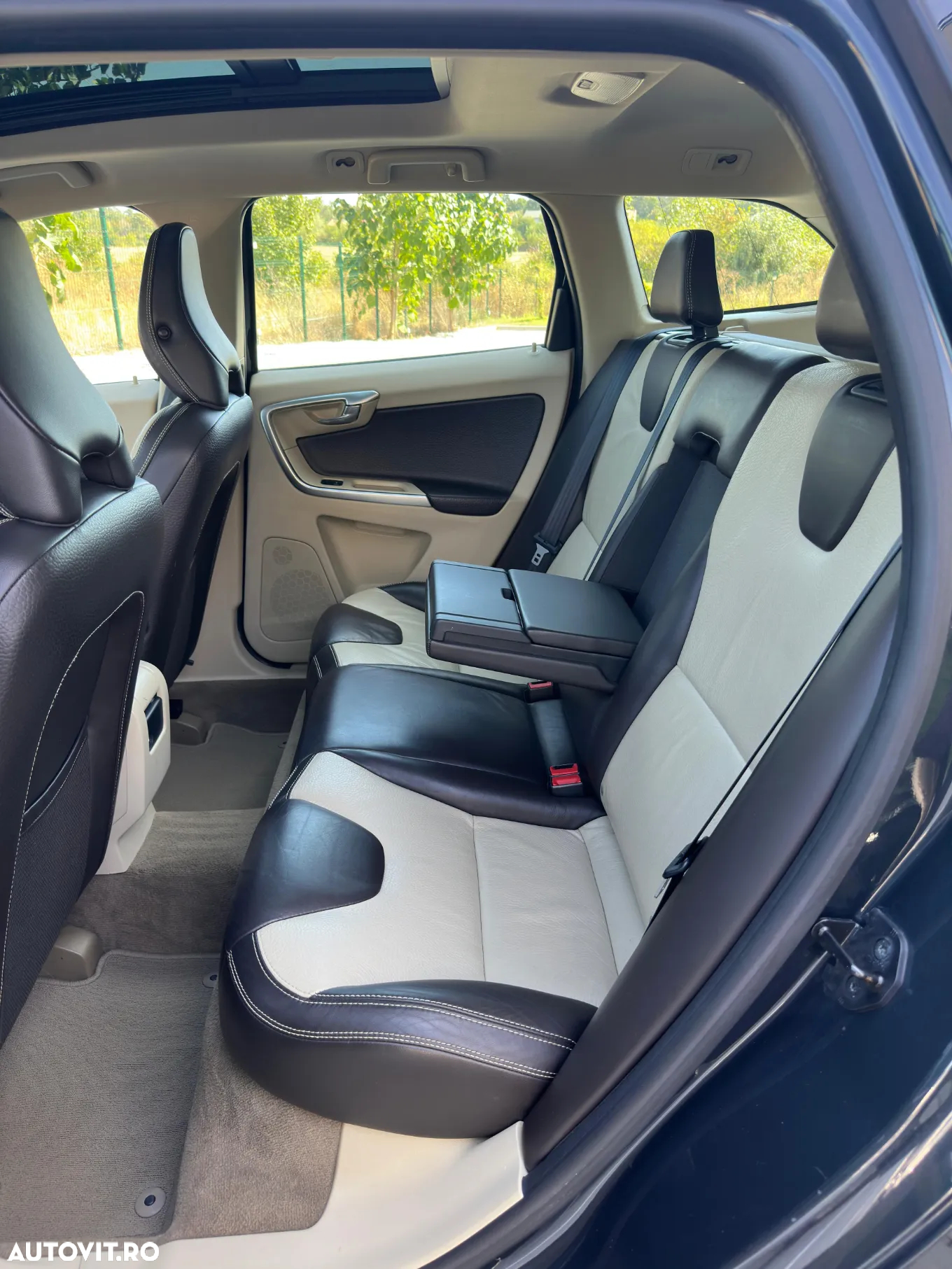 Volvo XC 60 D3 Aut. Summum - 9