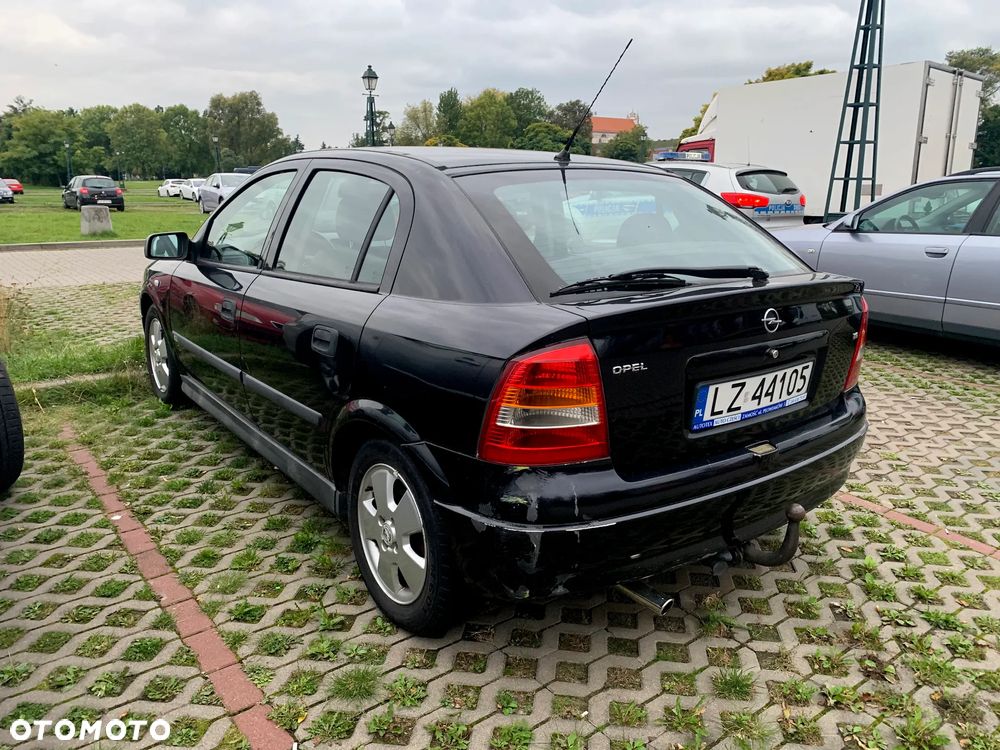 Opel Astra - 2