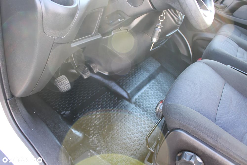 Iveco DAILY 35C14 *140 KM*/L4H2 *LONG*/ KLIMA/ MANUAL  /*SERWIS FR*/ STAN IDEALNY / - 21