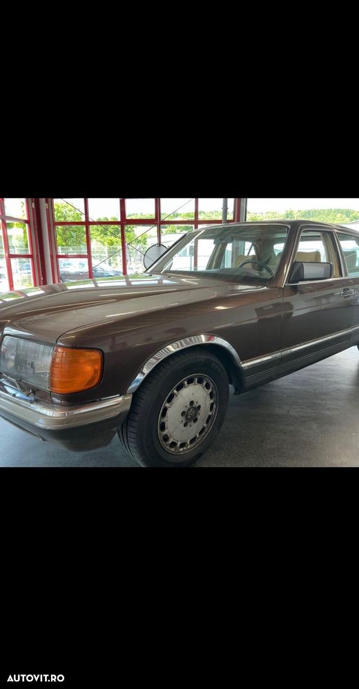 Mercedes-Benz W126 - 1