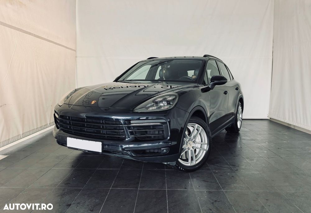 Porsche Cayenne - 1