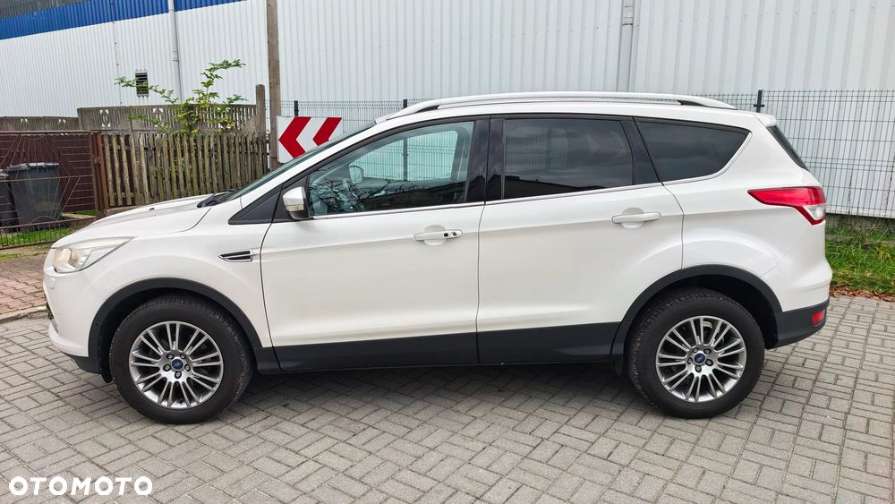 Ford Kuga - 12