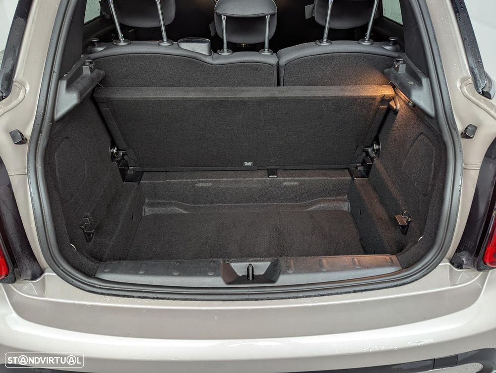 MINI 5 Portas Cooper Camden Edition - 23