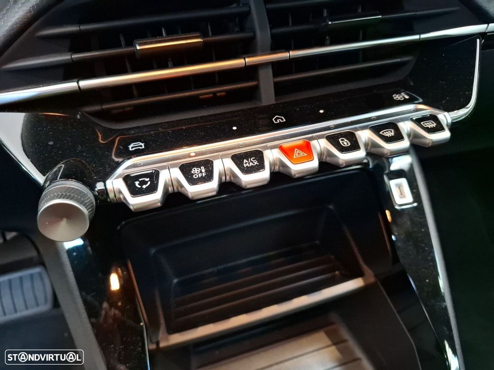 Peugeot e-2008 54 kWh Style - 16