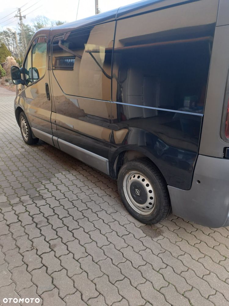 Opel Vivaro - 5