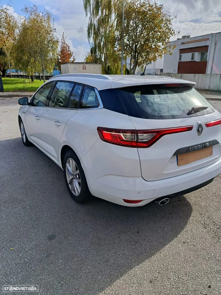 Renault Mégane Sport Tourer - 4