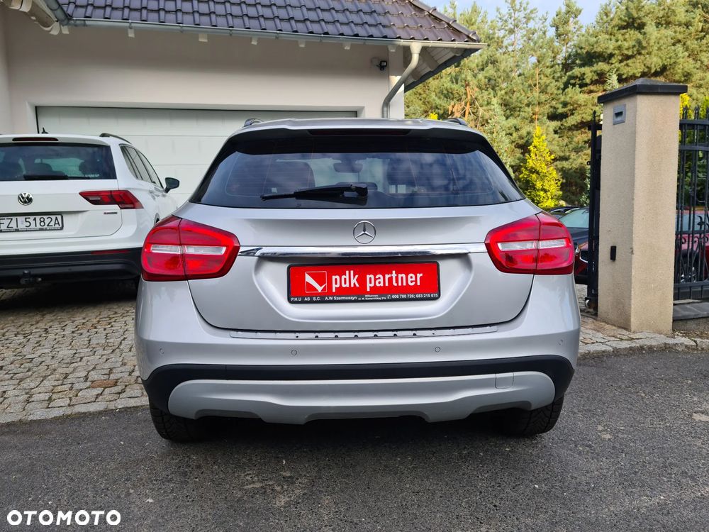 Mercedes-Benz GLA - 35
