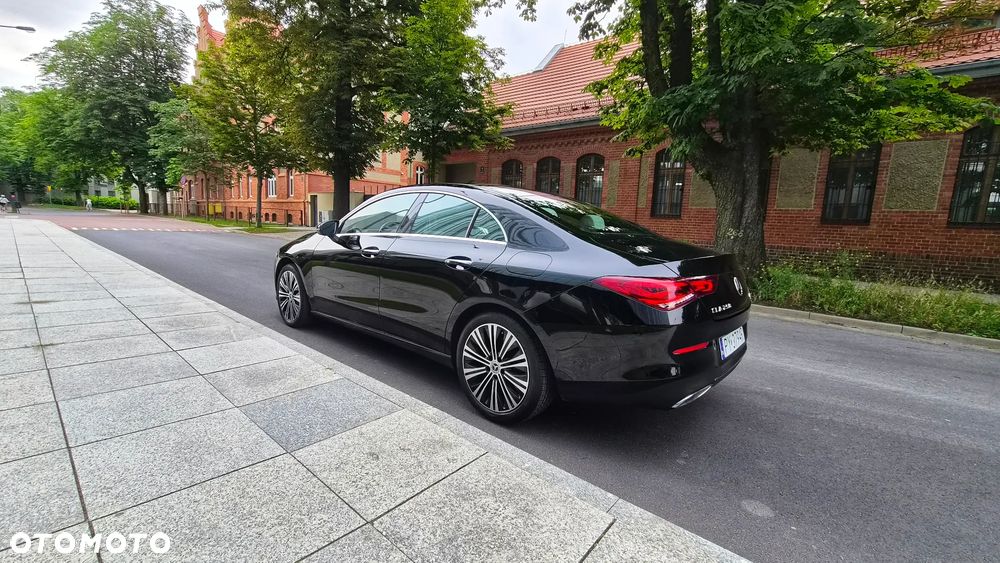 Mercedes-Benz CLA 250 4-Matic 7G-DCT - 8