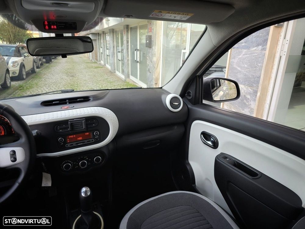 Renault Twingo SCe 70 S&S Cosmic - 17