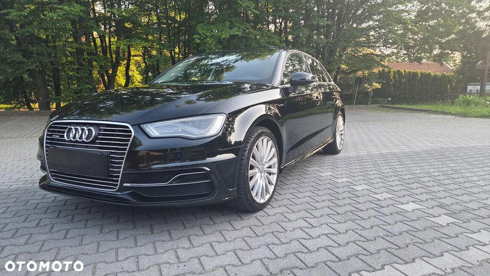 Audi A3 Sportback - 2