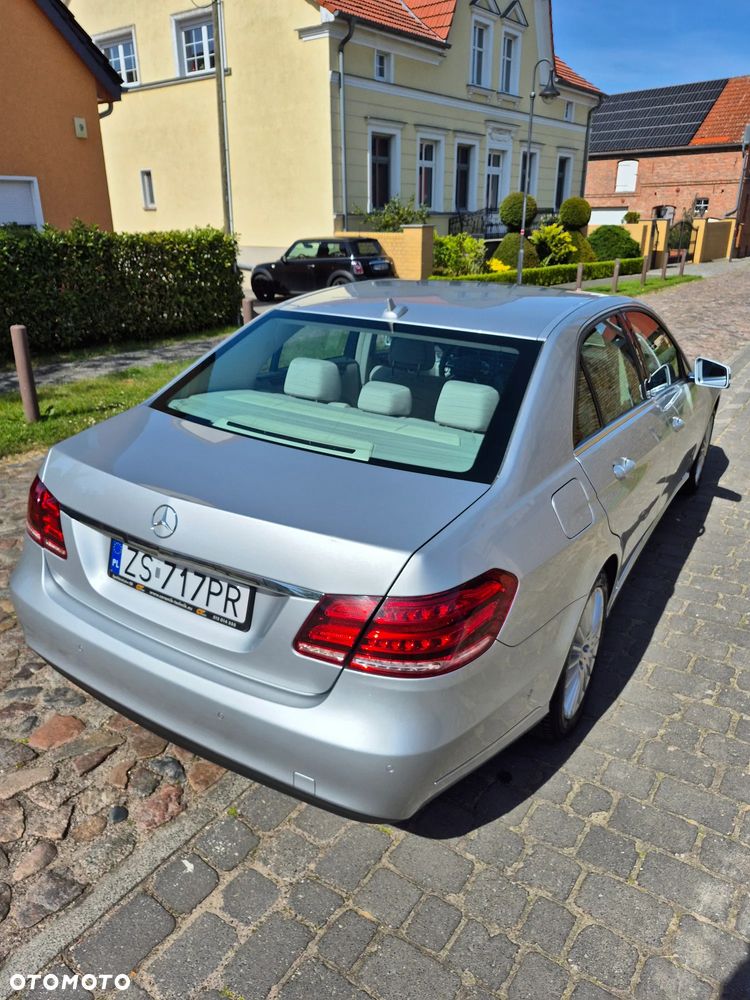 Mercedes-Benz Klasa E 200 BlueTEC 7G-TRONIC Elegance - 10