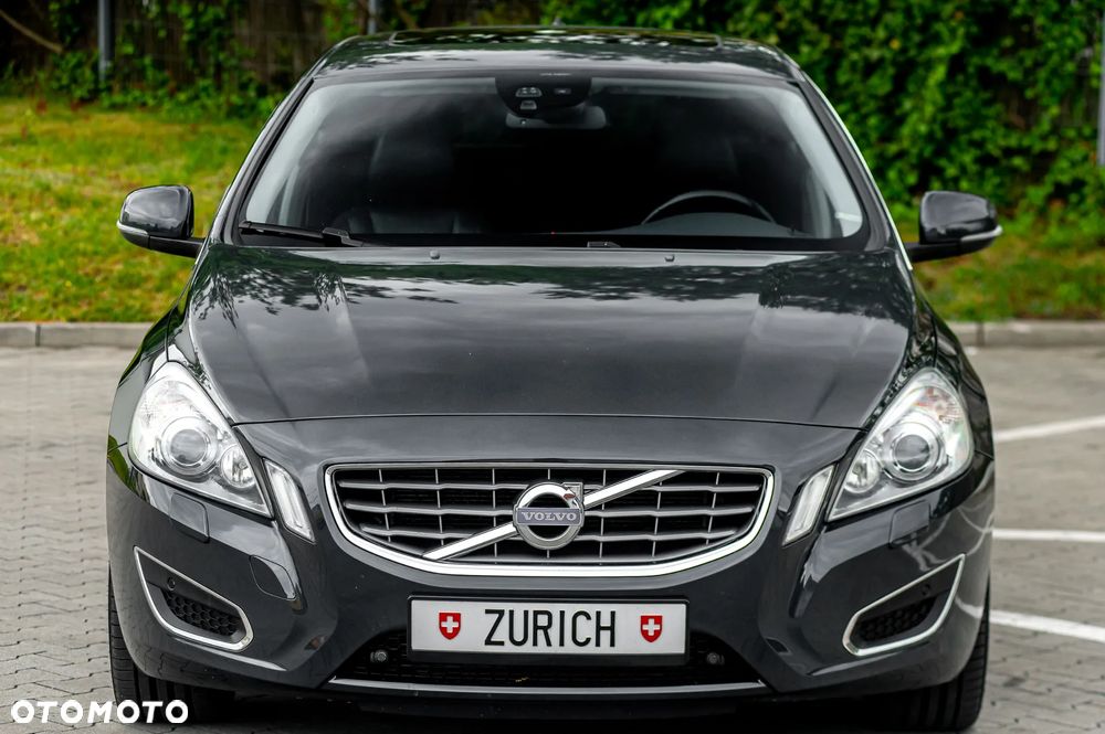 Volvo V60 D5 Geartronic Kinetic - 13